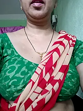 Snapshot of Rosy-B chatting on September 14, 1:14 am Rosy-B online show from September 14, 1:14 am