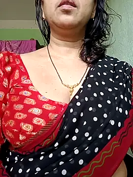 Snapshot of Rosy-B chatting on September 15, 9:39 am Rosy-B online show from September 15, 9:39 am