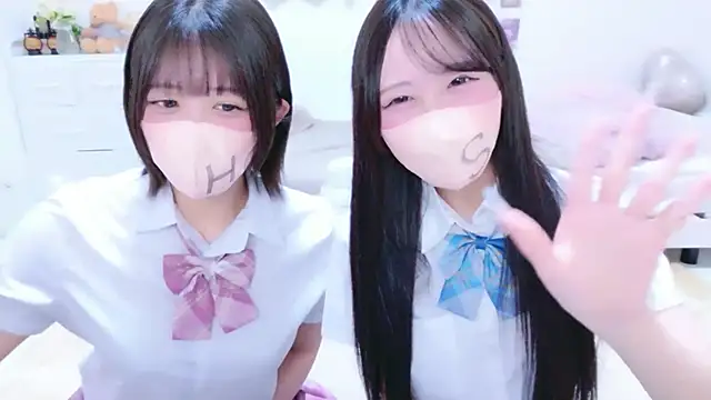 Suzu ch xx online show from August 3, 12:22 pm
