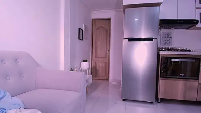 DannaHyde online show from March 11, 11:18 pm