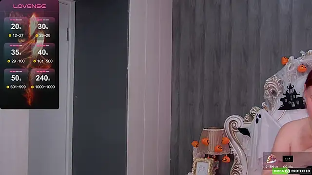 EmmaWarren online show from October 22, 3:44 am