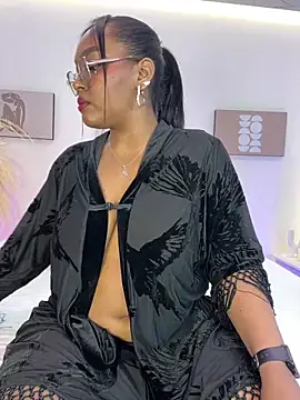 Esmeralda Duarte online show from April 30, 4:18 am