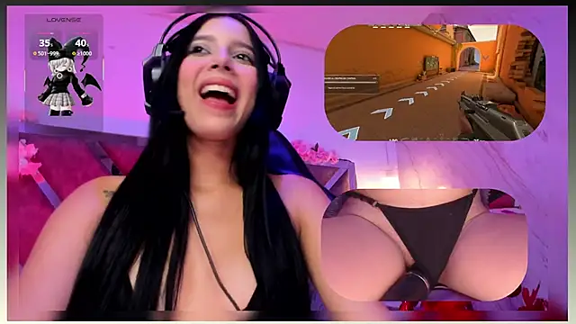 SweetieCloe  online show from December 19, 9:29 pm