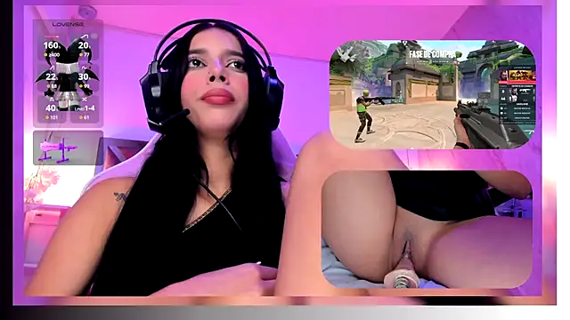 SweetieCloe  online show from February 24, 9:57 pm