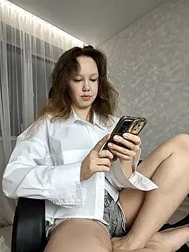  AnMiss  online show from February 27, 9:25 pm