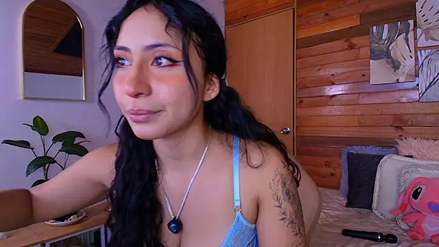 amber curly online show from July 31, 10:44 pm