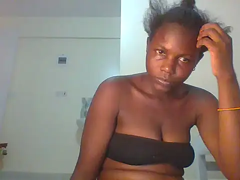Fine baby0001 online show from May 8, 3:59 pm