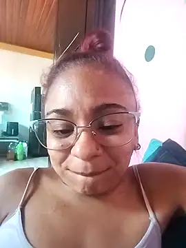 Lauren Hills069 online show from May 3, 6:22 pm