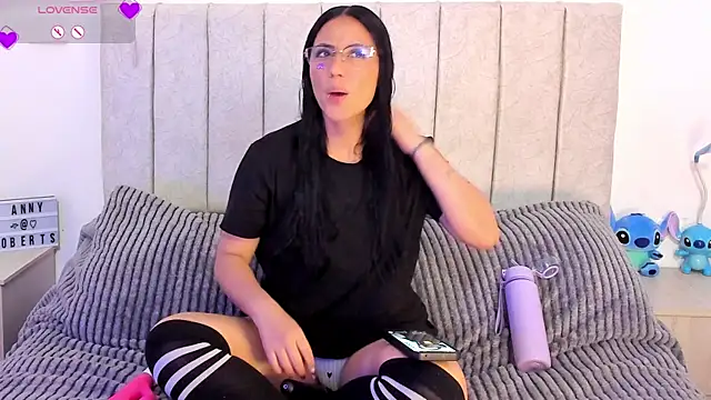 anny roberts online show from November 14, 11:05 pm