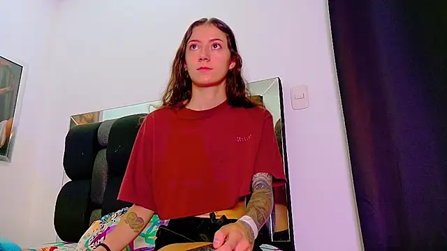scarlet-jonesx online show from July 23, 6:38 pm
