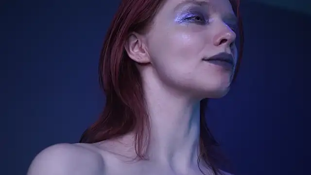 ginger hugs online show from July 10, 10:10 pm