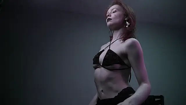 ginger hugs online show from July 2, 3:23 am