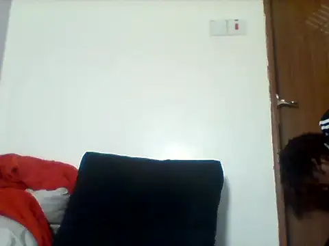 curvy natallie online show from November 3, 2:59 am