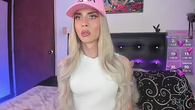 AngelsJones21 online show from April 30, 8:14 pm
