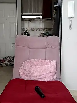 LisbethMoore  online show from July 9, 2:52 pm