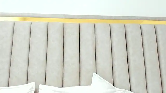 FreyaMoller online show from February 28, 7:13 pm