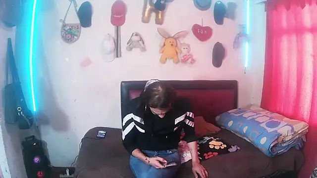 alexxa dirty online show from May 20, 9:45 pm