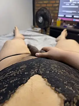 valenthottie online show from June 19, 8:23 pm