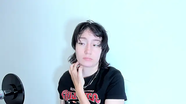 lizzy davis 1 online show from December 18, 3:55 am