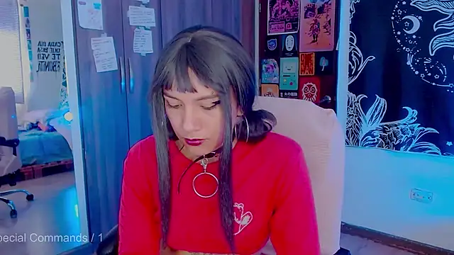 melissahowl online show from October 25, 3:52 pm