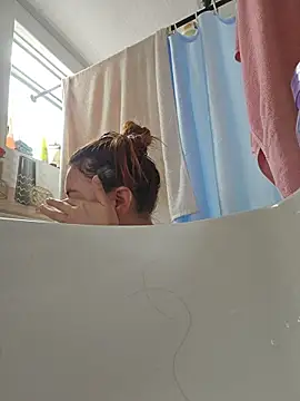 valery mora online show from February 23, 6:18 pm