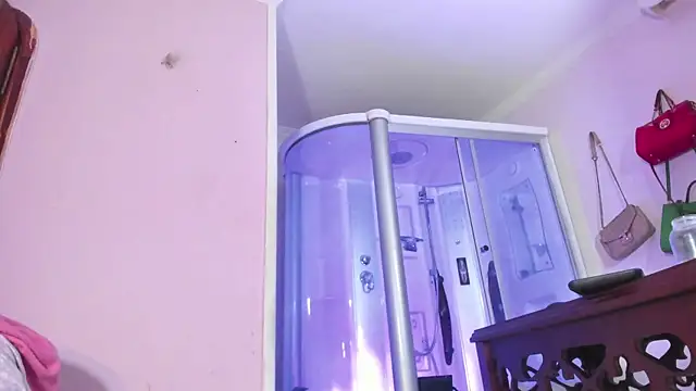 sexy-luna-star-ts online show from November 26, 8:21 pm