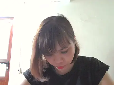 Angela-Eira online show from October 10, 5:45 am