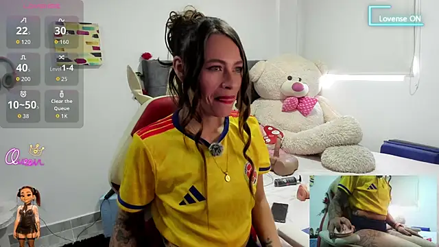 sweetlittlelisa online show from June 23, 8:40 pm