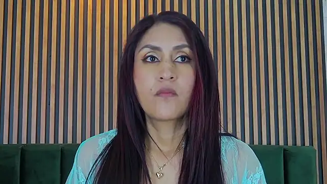MonicaMoret online show from April 29, 12:52 pm