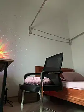 Bubble Treee online show from July 30, 4:57 am