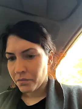 Linalicious online show from November 5, 3:06 pm