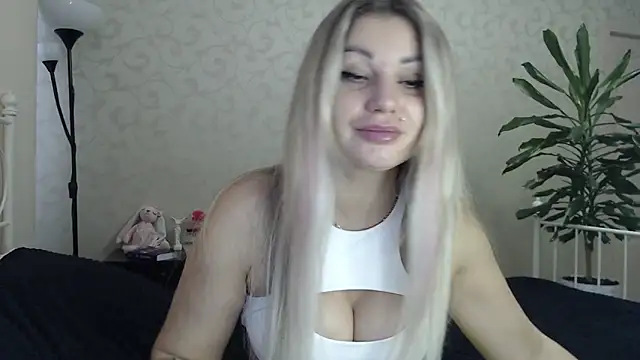 Snapshot of ShyEvaa chatting on September 19, 4:33 am ShyEvaa online show from September 19, 4:33 am
