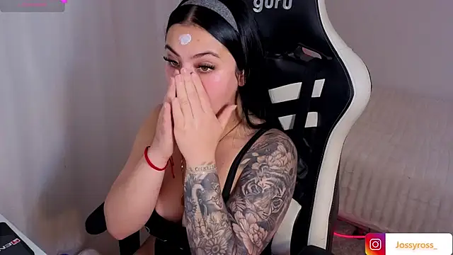 Victoryyy  online show from January 7, 10:13 pm