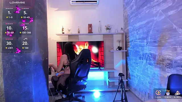 saracaball  online show from September 18, 4:33 am