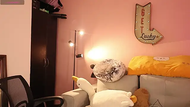 srtaliz online show from November 18, 3:13 pm