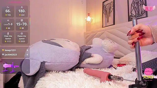 miia  baker online show from September 23, 12:25 pm