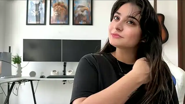 demieliss online show from May 17, 8:46 am