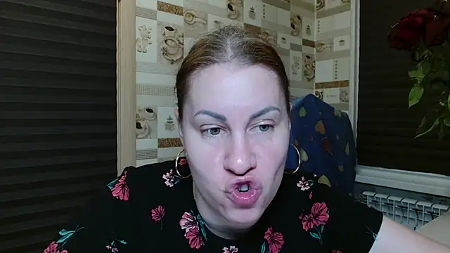 TherestlessKitty online show from August 4, 10:16 pm