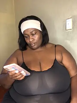 bustytitsxxx online show from April 24, 5:43 am