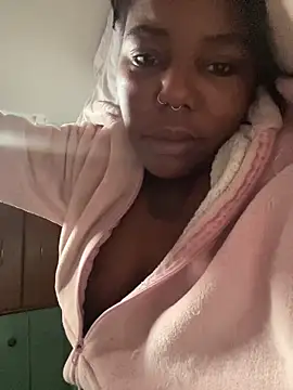 Goddess Nafeesha online show from November 14, 4:18 pm