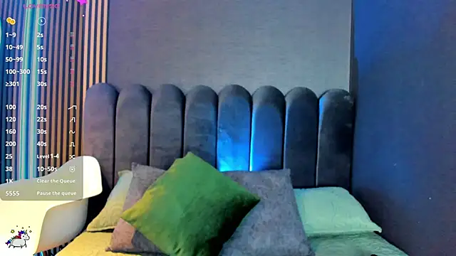 Nicolette ks  online show from December 3, 3:42 am