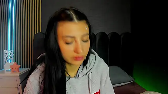 Nicolette ks  online show from April 30, 4:50 am