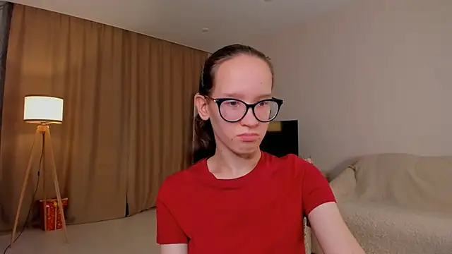 Snapshot of BettyBrowni chatting on October 3, 4:12 pm BettyBrowni online show from October 3, 4:12 pm