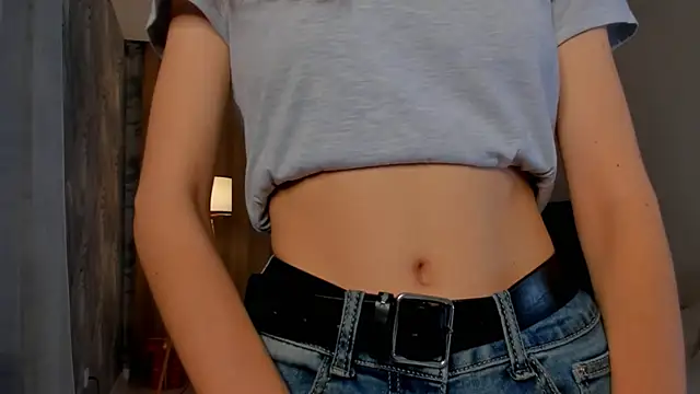 Snapshot of BettyBrowni chatting on September 21, 4:27 pm BettyBrowni online show from September 21, 4:27 pm