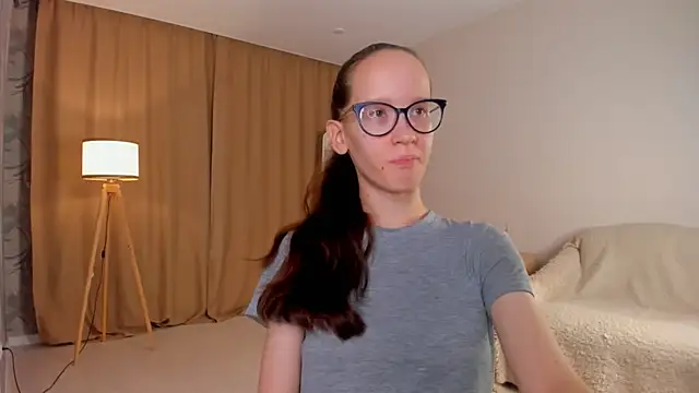Snapshot of BettyBrowni chatting on October 14, 4:09 pm BettyBrowni online show from October 14, 4:09 pm