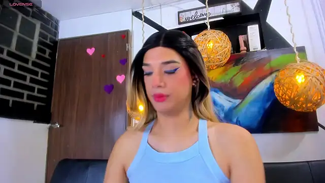 victoria aleia  online show from August 3, 11:10 pm