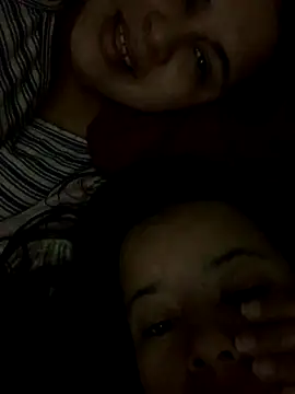 twocurvylatins online show from September 28, 5:18 pm