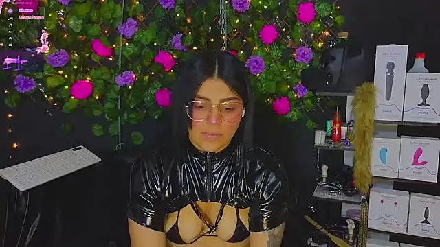 Sweett Mollyy online show from April 29, 11:21 pm