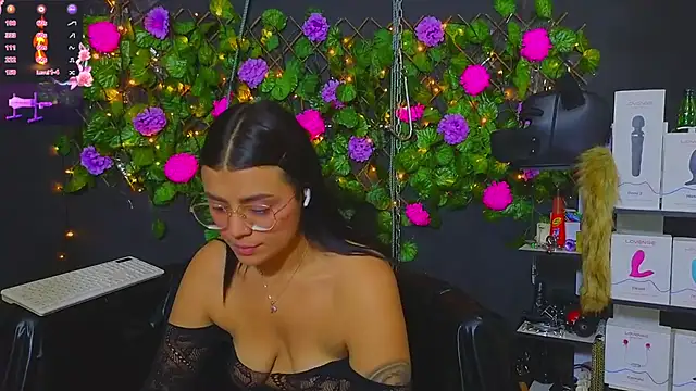 Sweett Mollyy online show from June 26, 11:39 pm