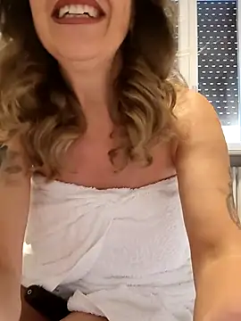 JasmineNoir2 online show from June 12, 9:28 am